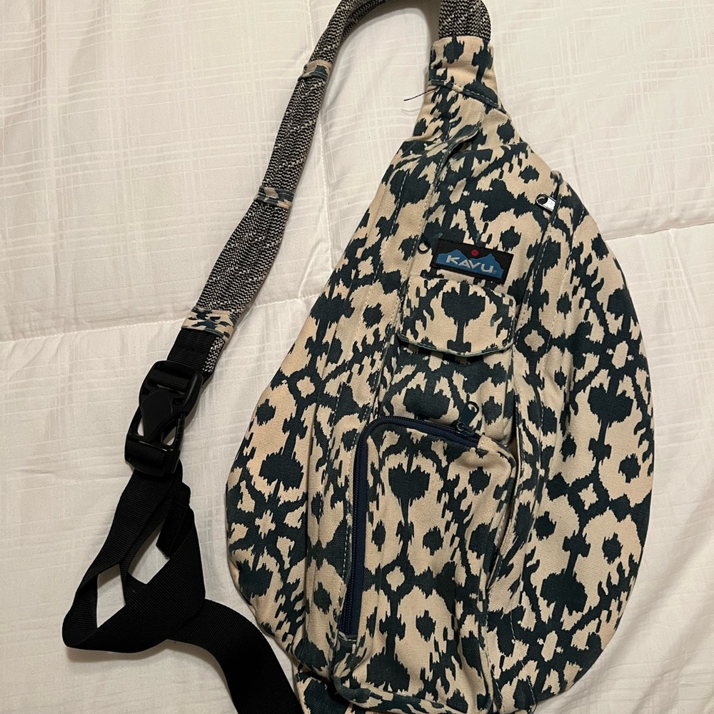 KAVU Patterned Sling Bag - Blue and Cream